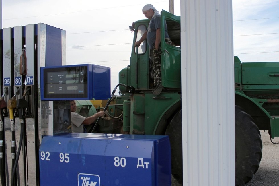 Price Hikes and Local Shortages: Farmers Complain About Fuel Problems During Planting Season