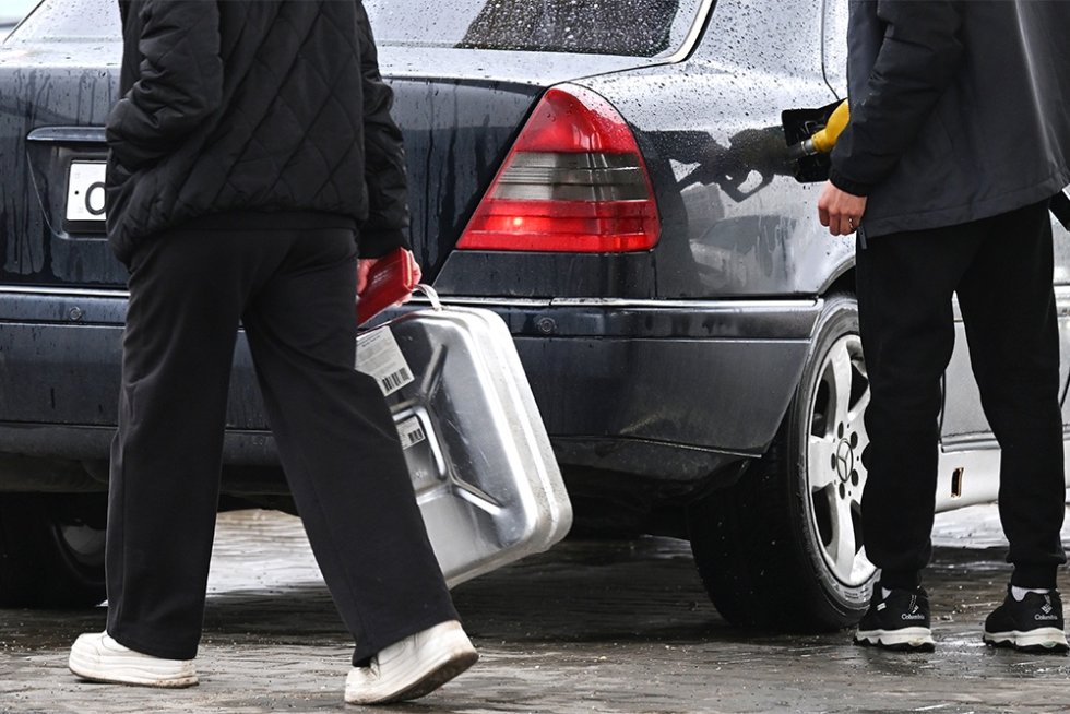 Gasoline and Diesel Price Growth on the Exchange Restricted: How This Will Help Keep Gas Station Prices Stable