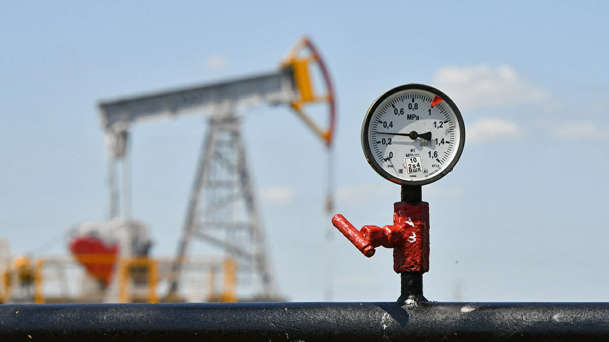 Discount on Russian Urals Oil Surges to a Two-Year Maximum